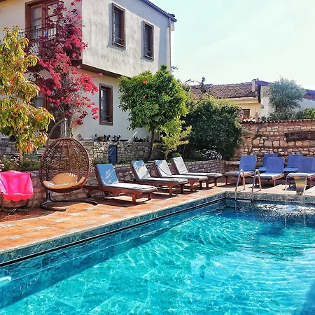 Sezgin Boutique Kuşadası